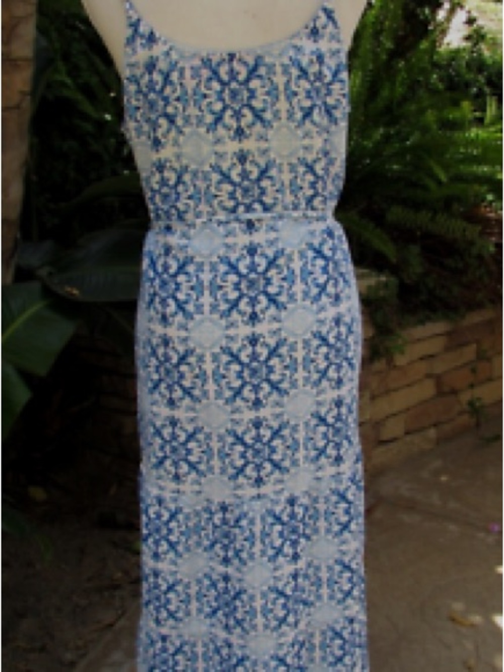 Isaac Mizrahi Blue and White Printed Maxi Dress